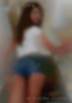I'm a widow seeking couples in Cabot, AR to be with a man.