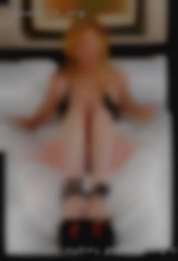 Sydney plays naked twister guy looking for some fun.